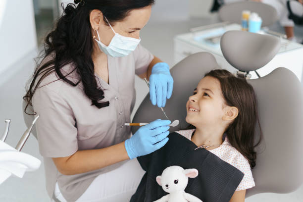Best Dentist for Dental Trauma  in Claude, TX